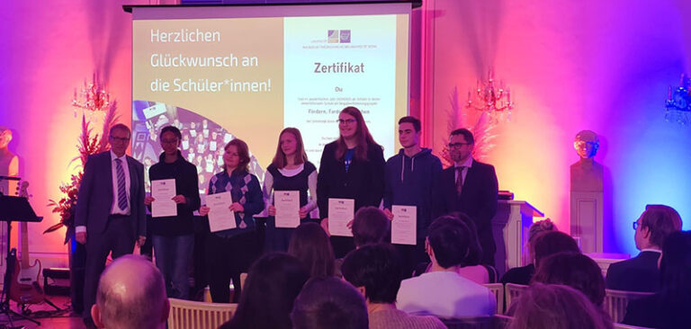 Der frühe Vogel fängt die Formel